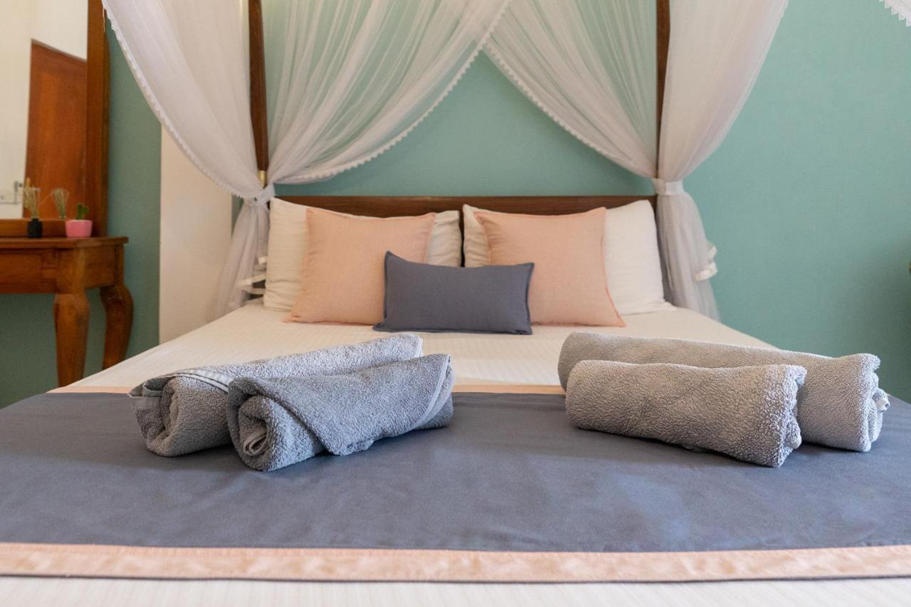 Rise - Bed & Breakfast Weligama Exterior photo